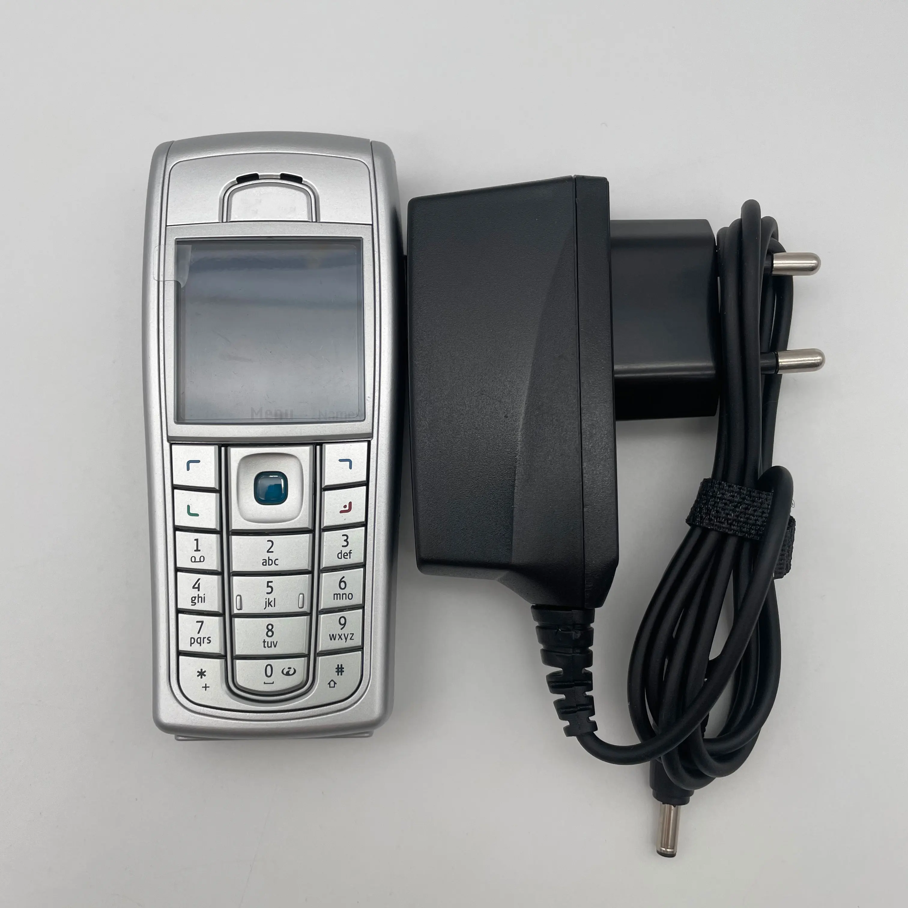 Celular Original Recondicionado 6230i Single Sim 2G Desbloqueado GSM 900/1800 com Teclado Russo, Árabe e Hebraico Fabricado na Finlândia