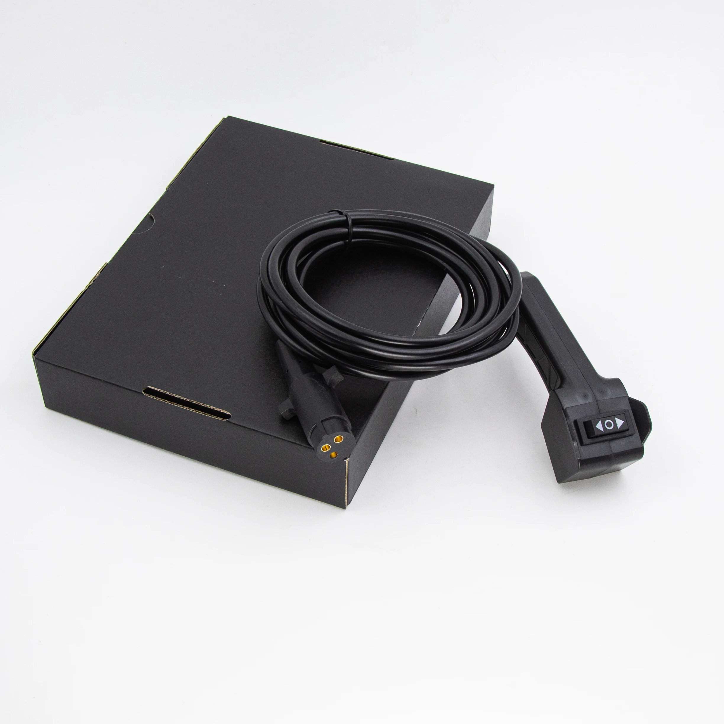 

Проводной контроллер лебедки YIMATZU для Zforce CF625-3/6 CF500US Z5 Z6 Z8 Z10 9030-150750-1000