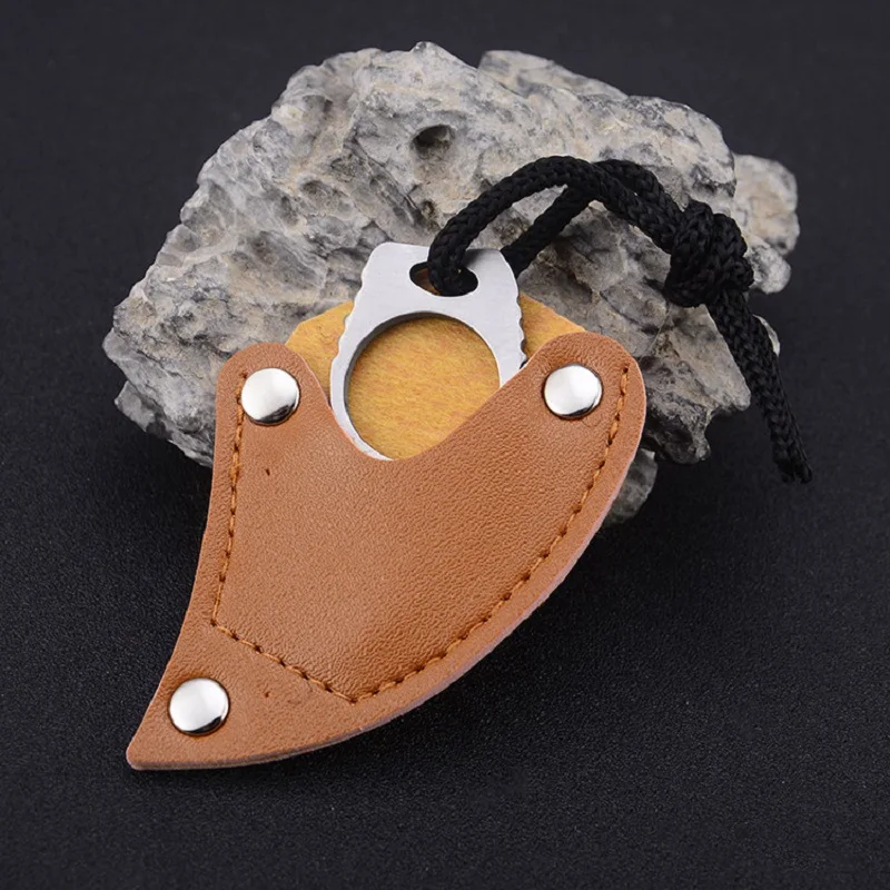 MC Pocket Karambit-Mini cuchillo portátil con Funda de cuero, herramienta para campamento al aire libre, abridor de dispositivos, paquete de caja de