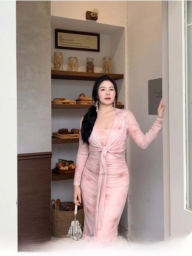 

Новое весеннее платье больших размеров с цветочным принтом, открытыми плечами, эффектом омбре и плиссировкой, для повседневной носки