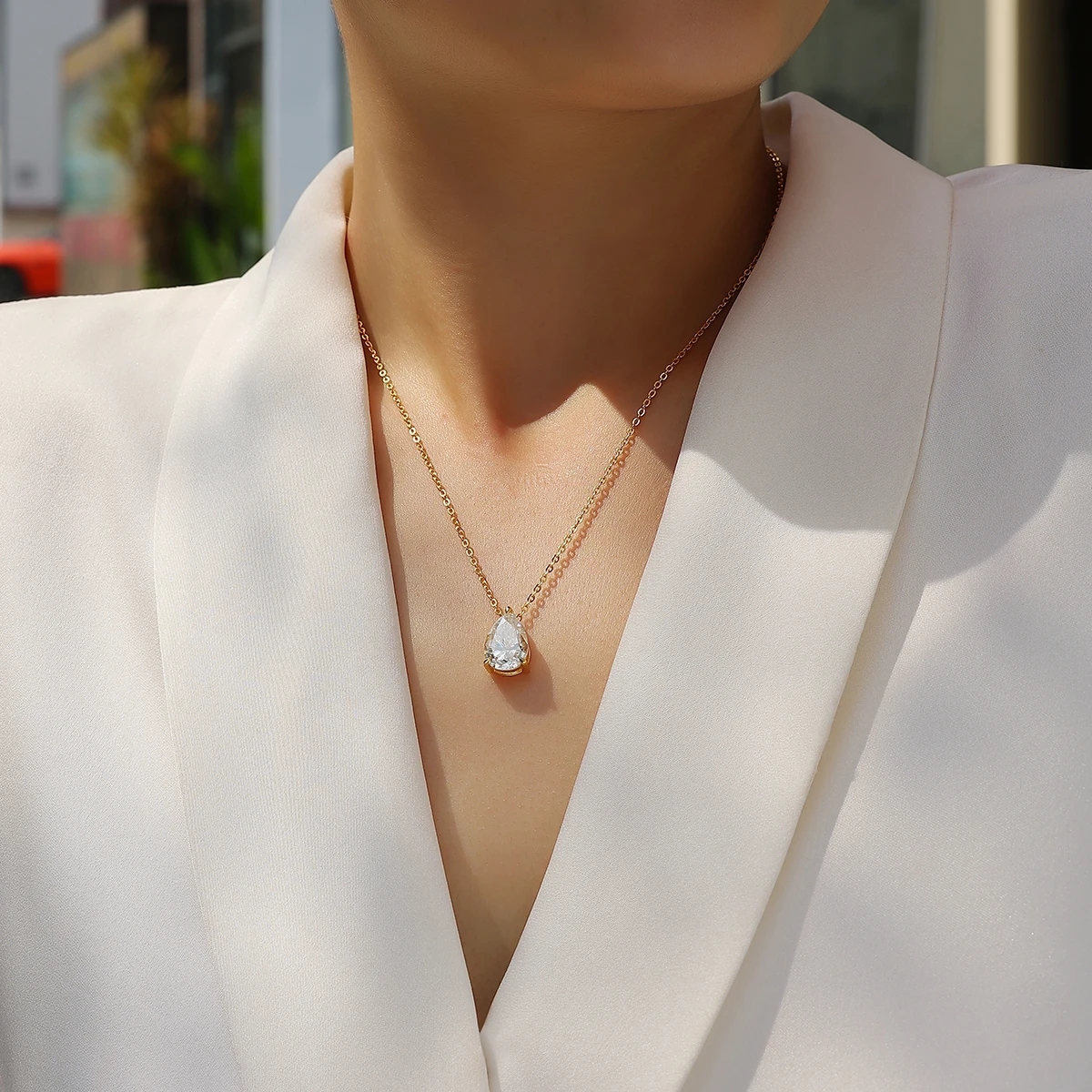 

JIUZUAN Pear-Cut Moissanite Necklace, S925 Silver, 18K Gold Plated, Available in Multiple Sizes, Elegant Jewelry for Women