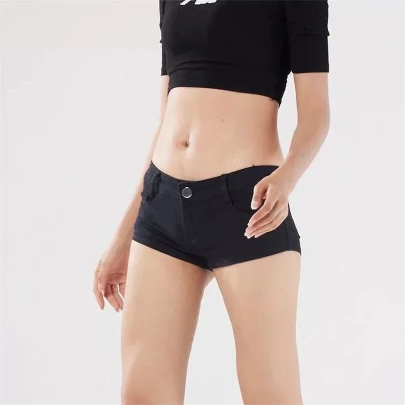 Moda Casual femenina de cintura baja Sexy Slim Fit pantalones cortos ultracorto mujeres verano Color sólido Mini pantalones cortos Cool Girl Briefs