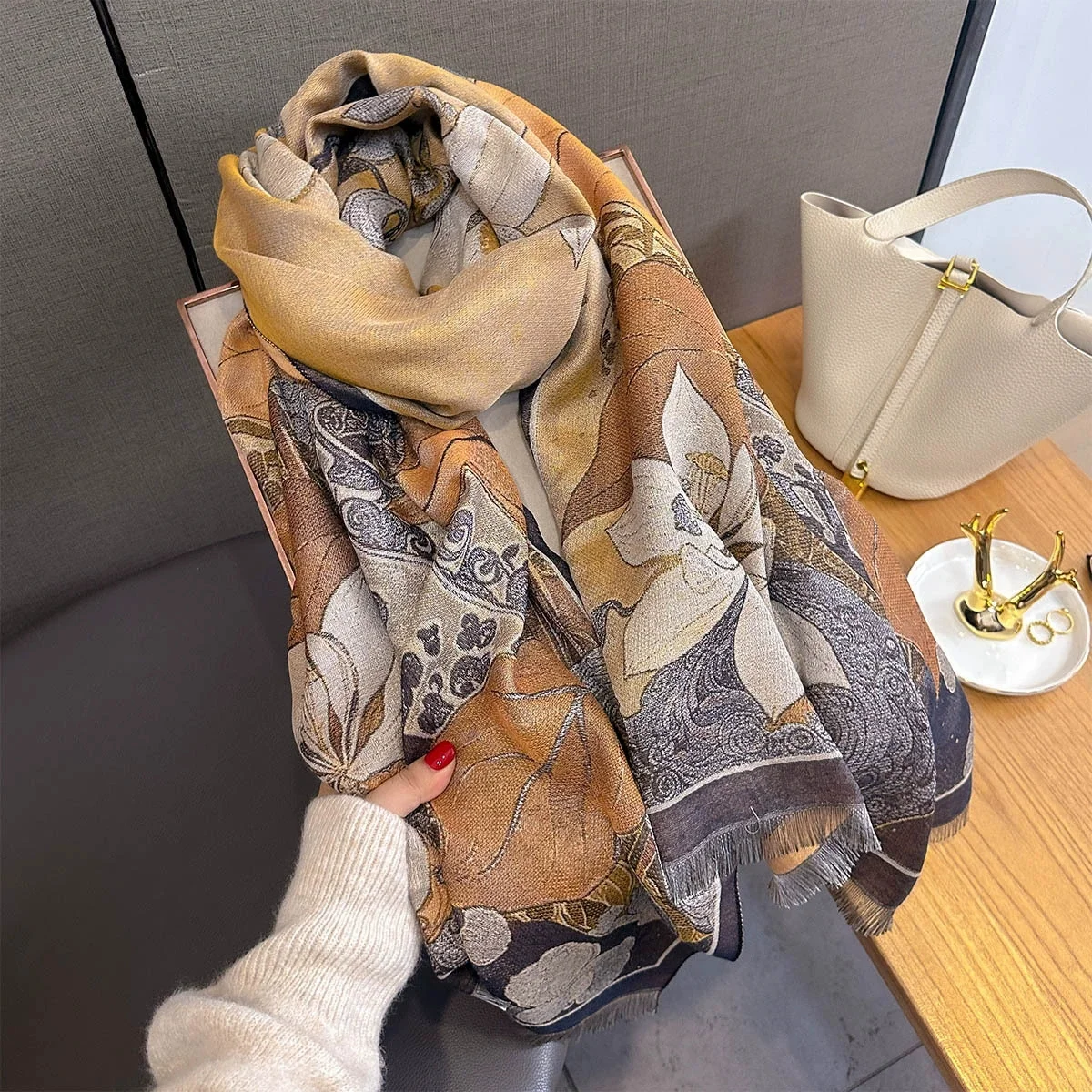 

Luxury Autumn and Winter Cashmere Scarf Women New Warm Pashmina Blanket Poncho Scarves Fashion Print Shawl Thick Foulard Bufanda
