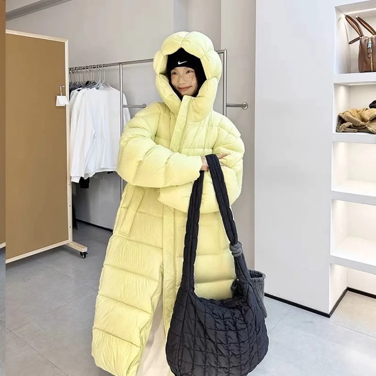 

Women 90% White Duck Down Jacket Hooded Autumn Winter Warm Oversize Puffer Coat Casual Loose Thick Parkas Female Long Outwear