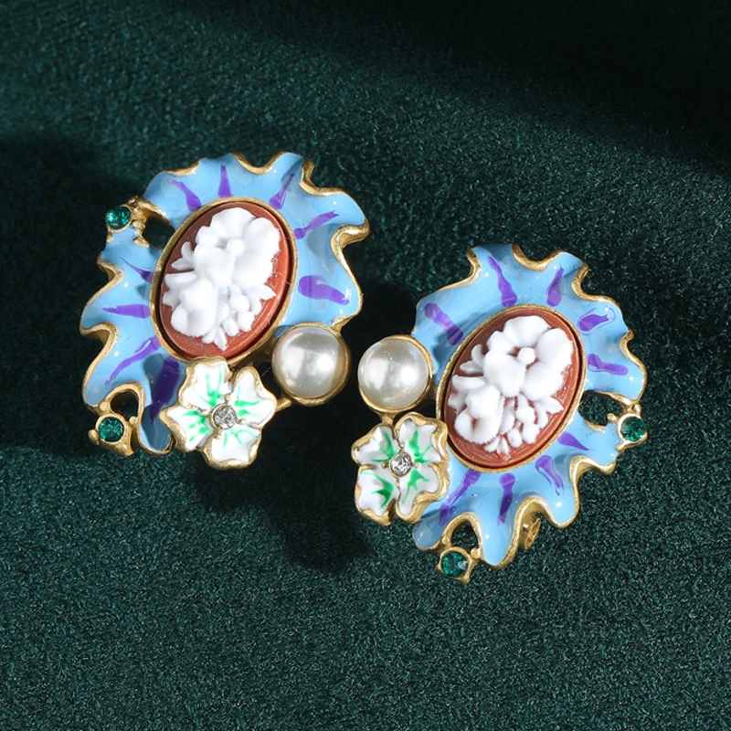 

Vintage Flower Pearl Earrings Blue White Relief Petals Monet Garden High Quality Designer Luxury Brand Jewelry 2025 Trendy New