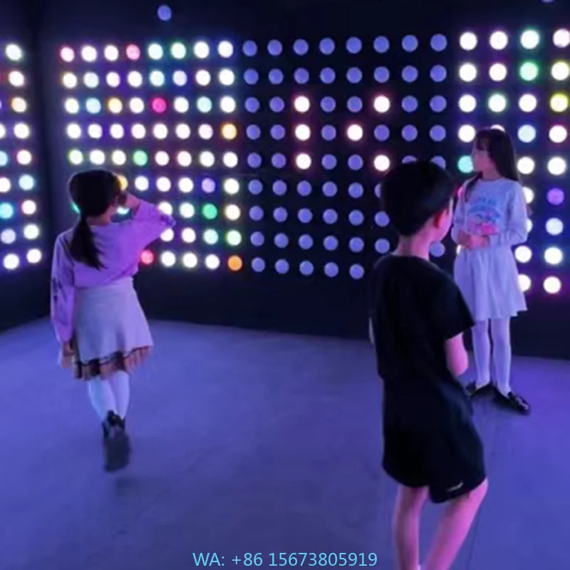 

Игровая комната для вечеринок: Развлекательная LED-игра Push Pop с подсветкой для активного досуга и командных игр