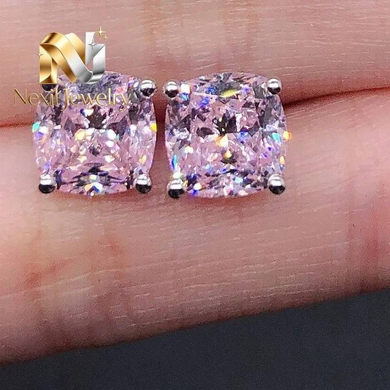 Boucles d'oreilles clous Nexil Jewelry en or blanc 18 carats, diamants de laboratoire jaunes et roses taille coussin de 2 carats chacun, pour femme E063
