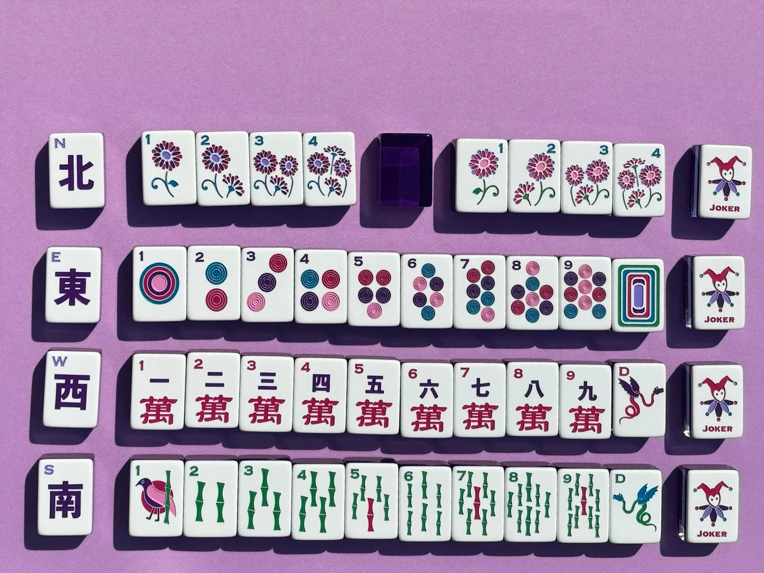 High Quality Portable Mahjong Set Modern American Style Pink Poker Table Stunning Entertainment Made From Acrylic Materials