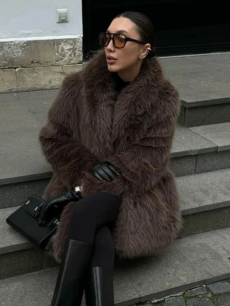 Verdickter Plüsch-Wintermantel für Damen 2025, Fuchs-Stil, Kunstpelzjacke, langes Street-Luxe-Design mit übergroßem Revers