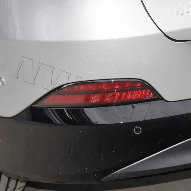 Rear Fog Light Rear Bumper Light Lamp Frame For Xpeng G6 2023 2024 Reflector Reversing Light Lamp Warning Signal Lamp