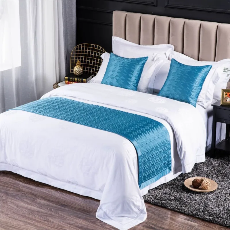 Hotel Guesthouse Homestay Polyester Bed Flag High Precision Quilted Embroidered Cotton Geometric Bed Tail Towel Bed Flag ZF614