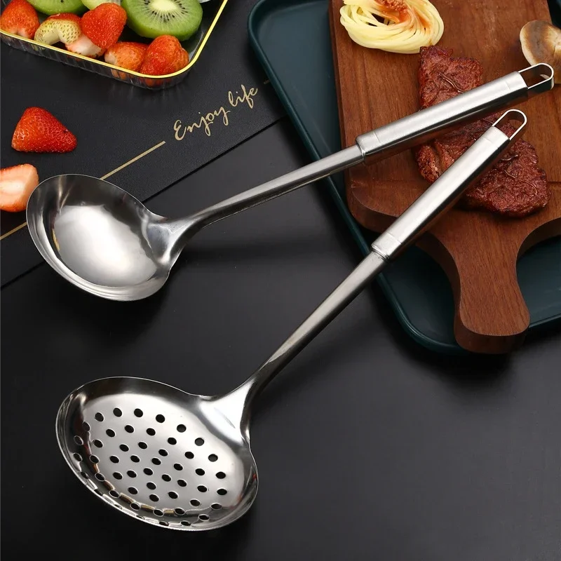 304 Stainless Steel Soup Ladle Enlarge Oil Skimmer Ramen Scoop Multifunctional Leaky Hole Pasta Strainer Kitchen Utensils