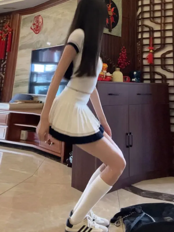 

Faionable Women's Matching Set ature Super Cute Top f Skirt Anti-Aging Whole Set Spring 2025 Casual Cotton Blend