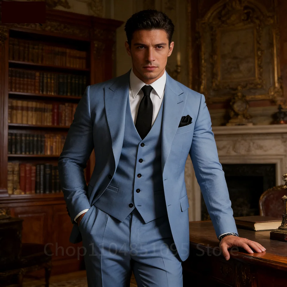 

Мужской свадебный костюм-тройка: пиджак с острыми лацканами, брюки и жилет. Формальный костюм для жениха, выпускного вечера, вечеринки. Модный мужской комплект одежды.