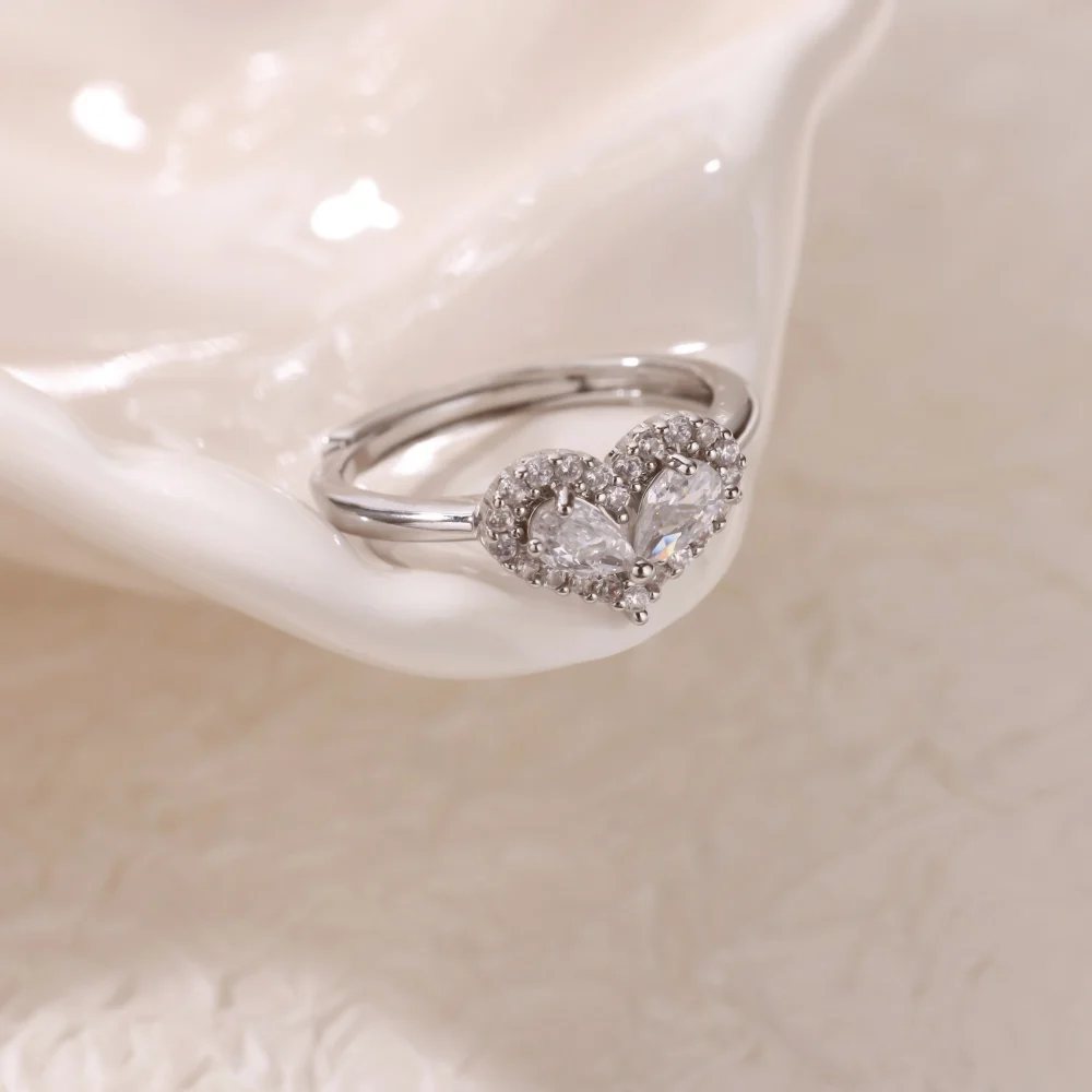 خاتم على شكل قلب من الزركون الملون للنساء لون ذهبي من الفولاذ المقاوم للصدأ على شكل قلب قابل للتعديل لذكرى الزفاف هدية مجوهرات مقاومة للماء