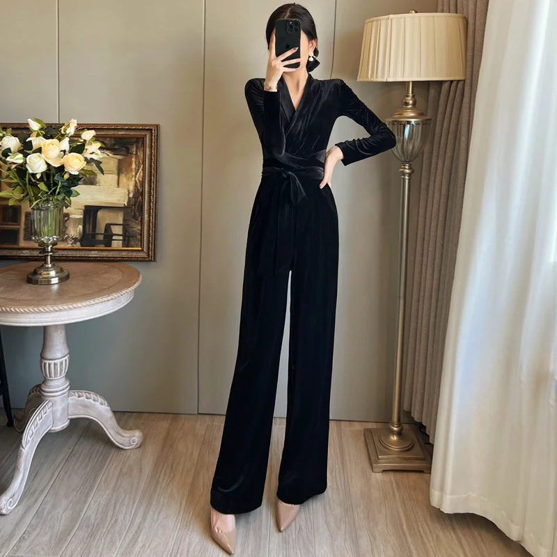 Women's New Stitched V-Neck Retro Fashion Solid Color Slim Fit Wide Leg Jumpsuit