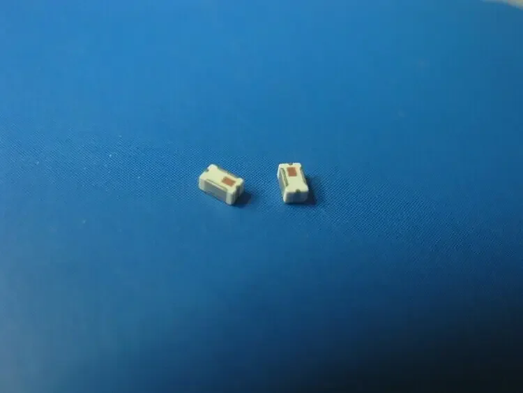 

Бесплатная доставка! Новый оригинальный 10 шт./лот BF2012-B5R5DADT BF2012-B5R5 BF2012 SMD