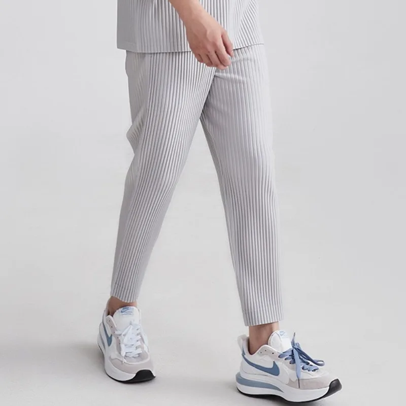 Miyake Pleated Straight Pants Plisse Men's 2026 Summer Draping Elastic Radish Casual Trousers Loose Thin Pants Loose Plus Size