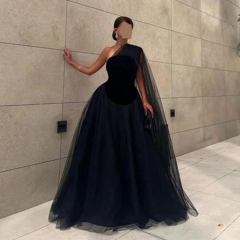 

Customized Prom Dresses Tulle Simple Black Evening Dress A Line One Shoulder Party Gowns Floor Length Vestidos