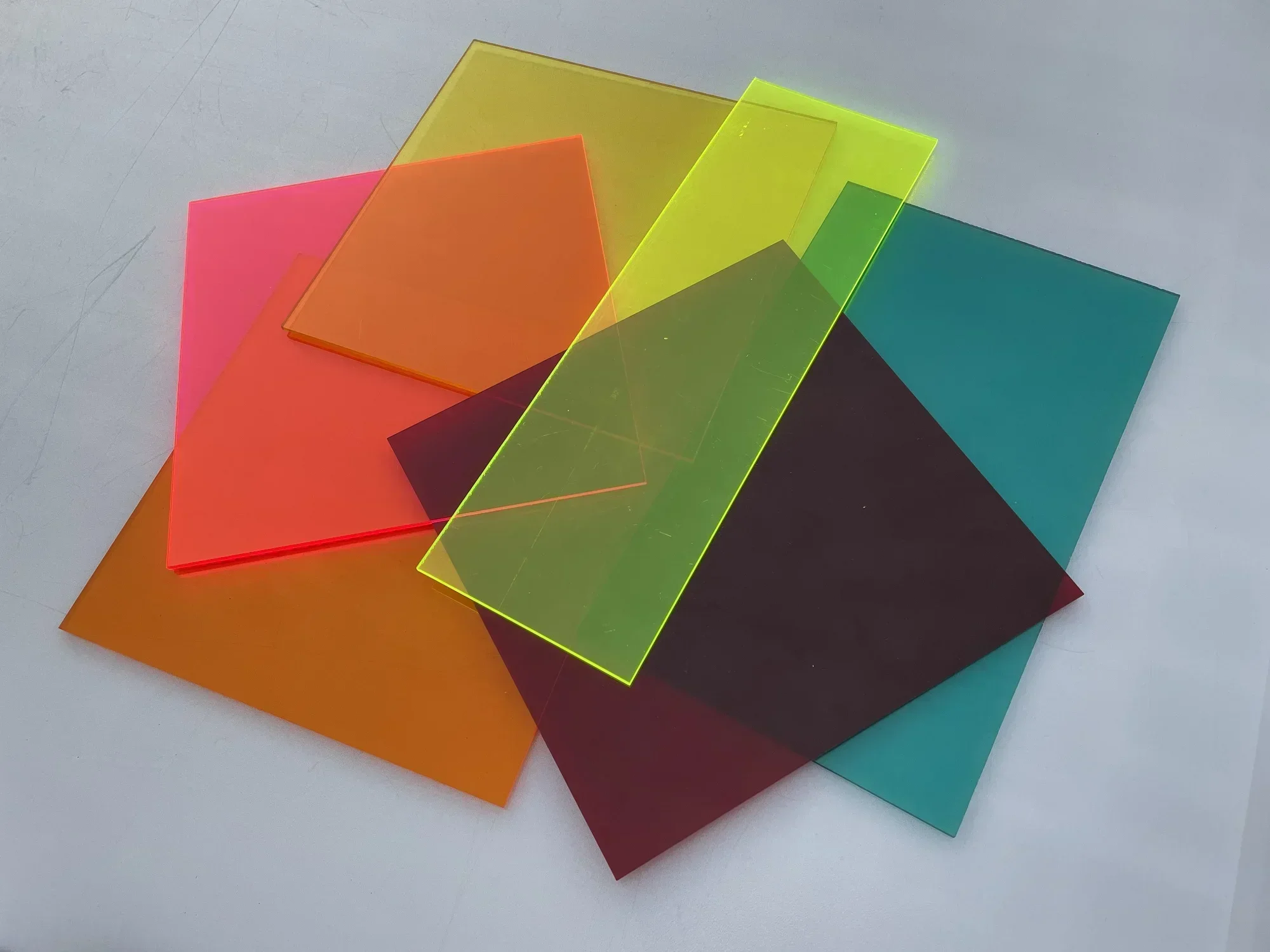 Feuille acrylique translucide colorée en plexiglas PMMA, panneau en plastique teinté rouge/bleu/Orange/vert pour projet d'affichage, décoration de maison, 1 pièce