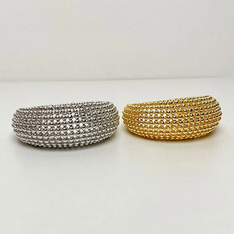 French Vintage Hollow Round Ball Bead Open Bracelet Light Luxury Temperament Female Earring Gift 2024