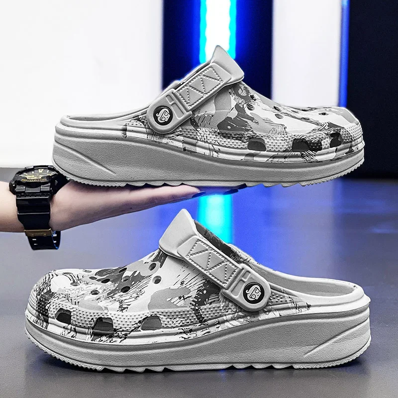 

Men's Cave Shoes Large Summer Lightweight One Shoe Two Wear Outdoor Fashion Beach Shoes Baotou Slippers