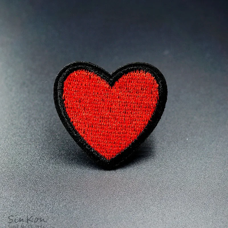 Heart (Size:4.0X4.2cm) DIY Iron On Patch Embroidered Applique Sewing Label Clothes Stickers Apparel Accessories Badge