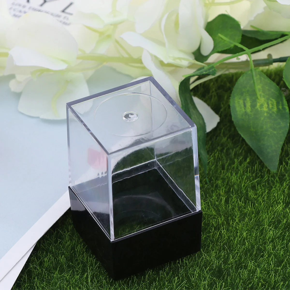 Magnetic Paper Clip Storage Case Creative Paper Clip Holder Office Desktop Paper Clip Dispenser (Black)