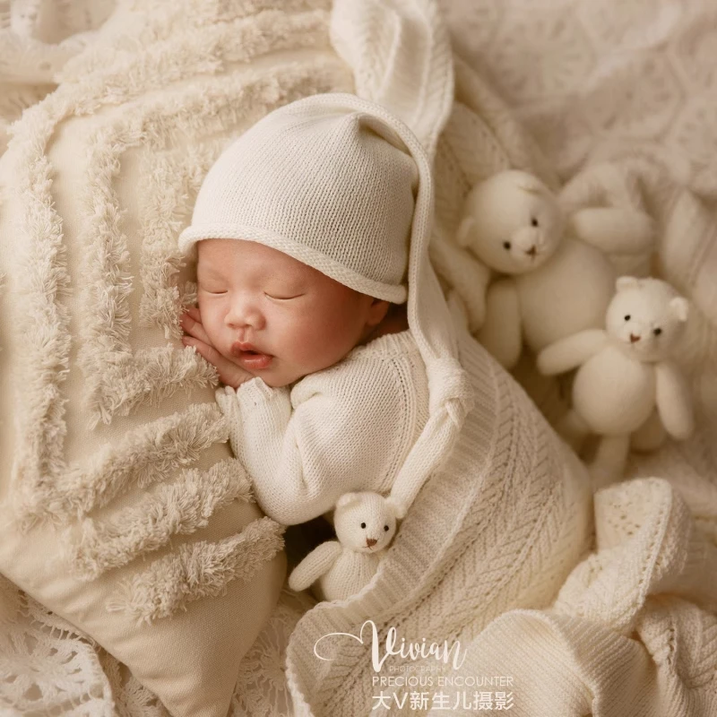 Newborn Photography Props Nordic Cute Handmade Cute Bears Clothing Posing Pillow Blanket Bear Dolls Set for Studio Photo Shoot