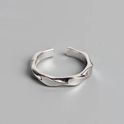 Silver Color Glossy Twisted Wave Opening Ring for Women Wedding Couple Simple Creative Jewelry Adjustable
