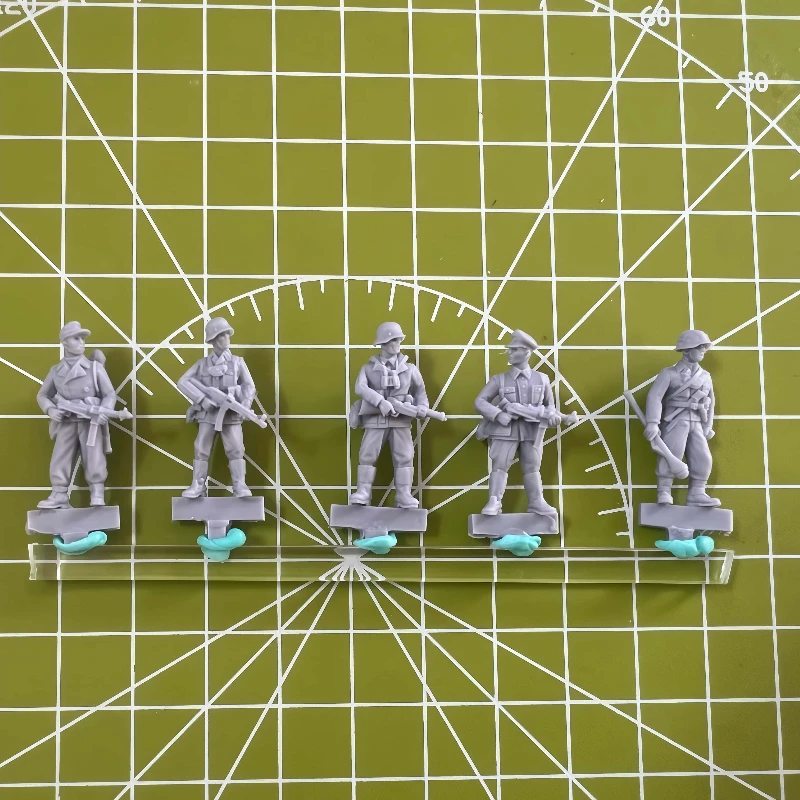 

Набор прецизионных моделей из смолы 1/72, модель для метания пехоты на 5 человек, неокрашенная