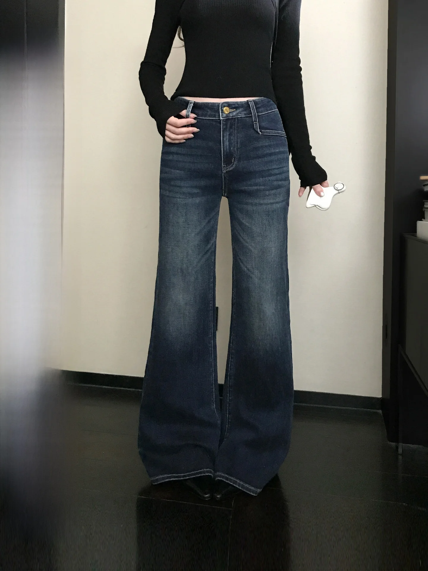 

Skk Store Manhattan Loose High Waist Bell Bot Jeans Retro Waed Cotton Ladies Stand Fit Medium Stretch Denim Pants