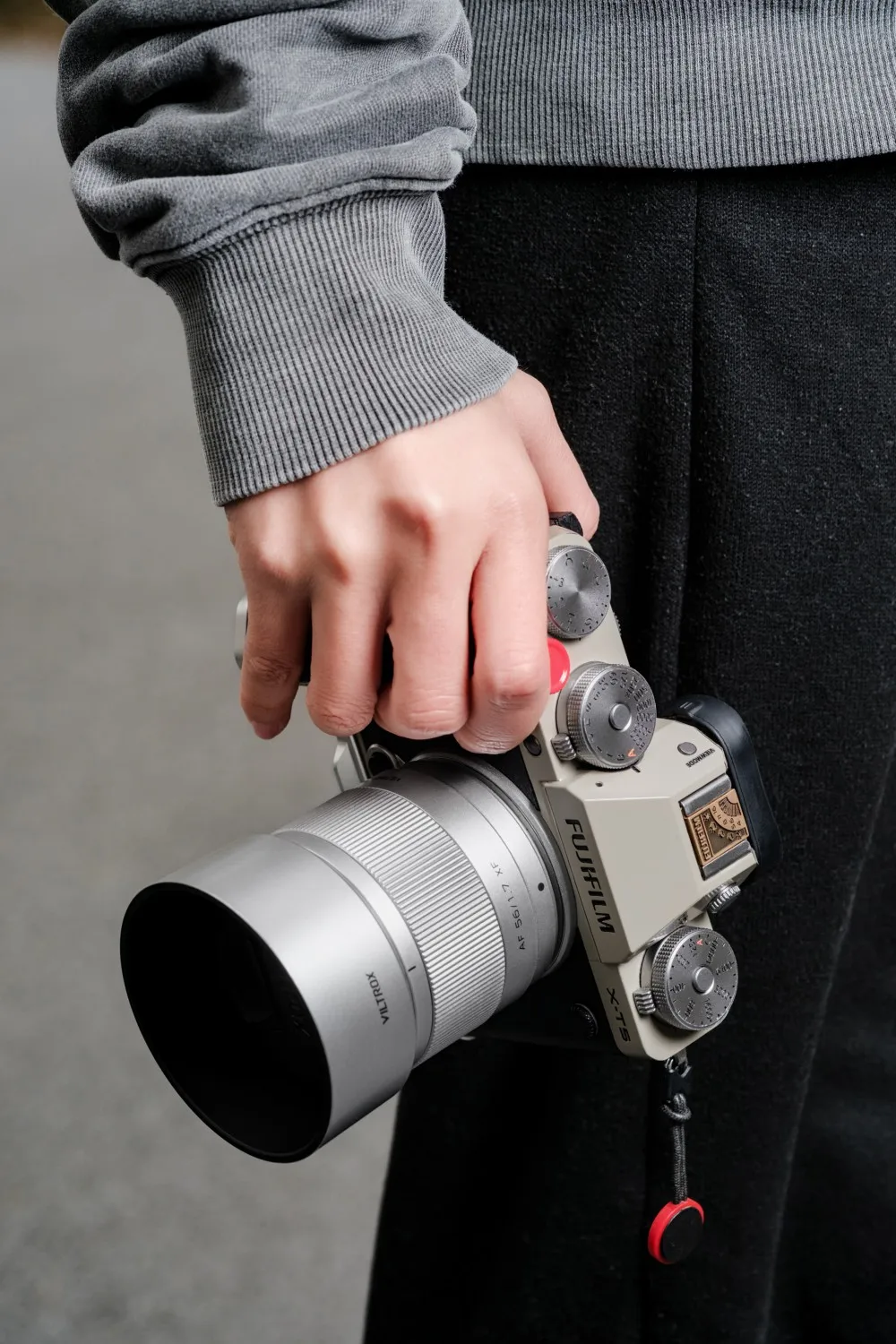 Viltrox 56mm f1.7/35mm f1.7/25mm f1.7/15mm f1.7/9mm f2.8 Air Series APS-C Autofokus-Silberobjektiv für Fuji X-Mount – Detail 12