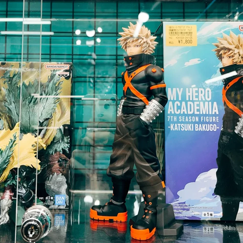 شخصية بطلي الأكاديمية أنيمي Bakugou Katsuki شخصيات الحركة الكبيرة البلاستيكية مجموعة هدايا شخصية أنيمي سلسلة هدية عيد ميلاد