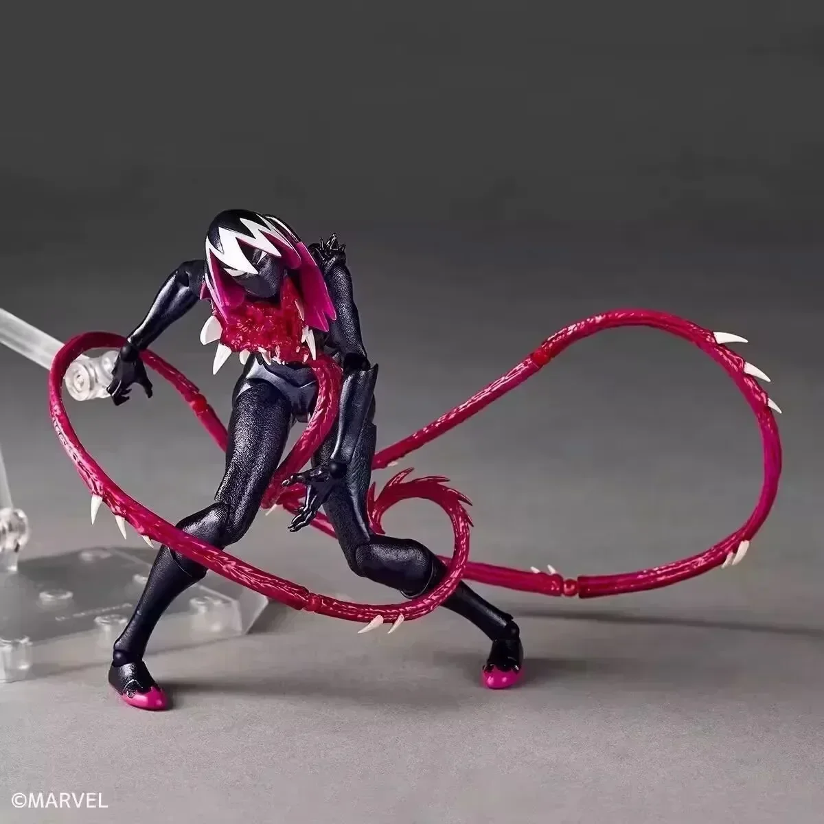 Nouveau KO Symbiote Gwenom figurine Kaiyodo Revoltech incroyable Yamaguchi Gwenom vénomisé Gwen Stacy Anime modèle cadeau jouets