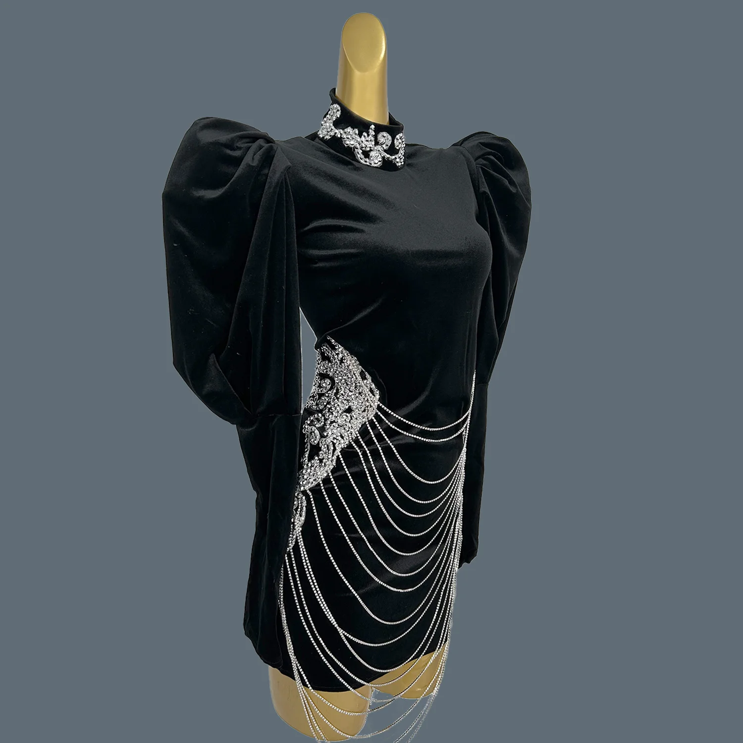 

Sexy Fashion Party Dresses Ruffles Long Sleeves Straight Crystal Diamonds Mini Length Women Prom Cocktail Gowns Plus Size Yuehei