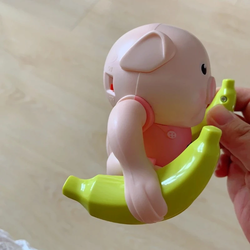 

Очаровательная светящаяся акробатирующая игрушка-свинья, автоматические сомнения и огни, сделайте его хит на детских вечеринках, как подарок на день рождения