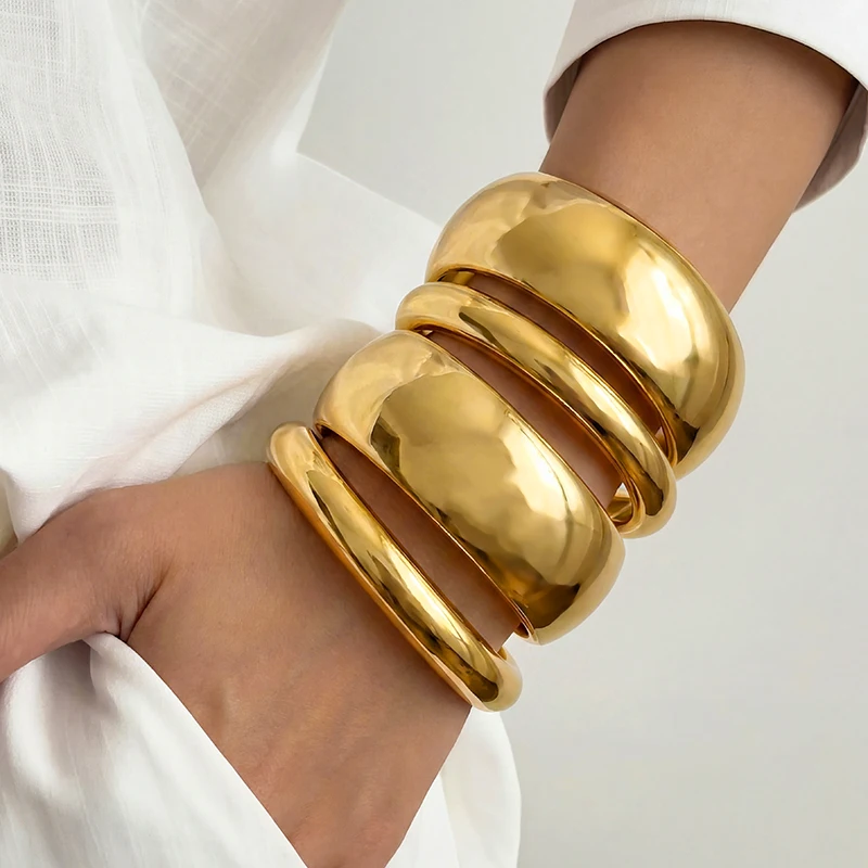 1/4pcs/set Hammered & Polished Bangle Set – Stackable Wide & Thin Cuffs for Everyday Minimalist Layering.