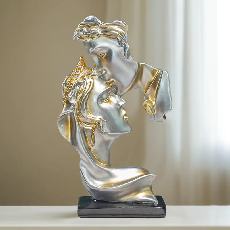 

Affectionate Kiss Decoration Home Furnishing Living Room TV Cabinet Desktop Wine Cabinet Creative Art Decoration