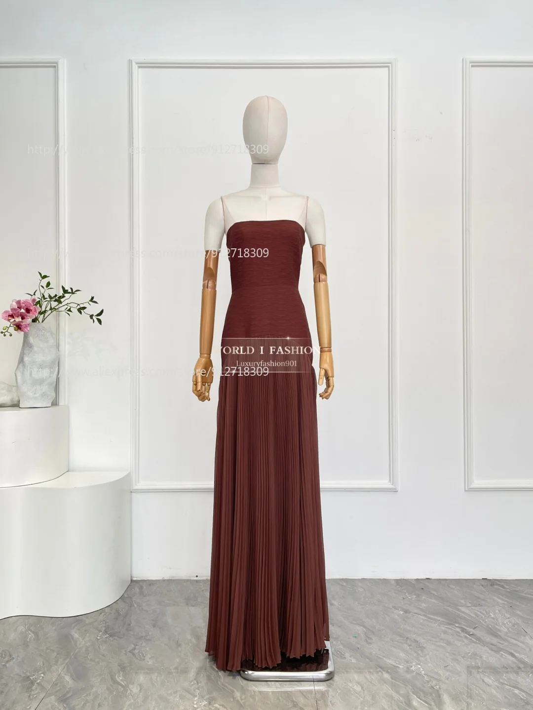 

2026 New Elegant Women's Green/brown Sleeveless Pleat Maxi Tube Dress for Party
