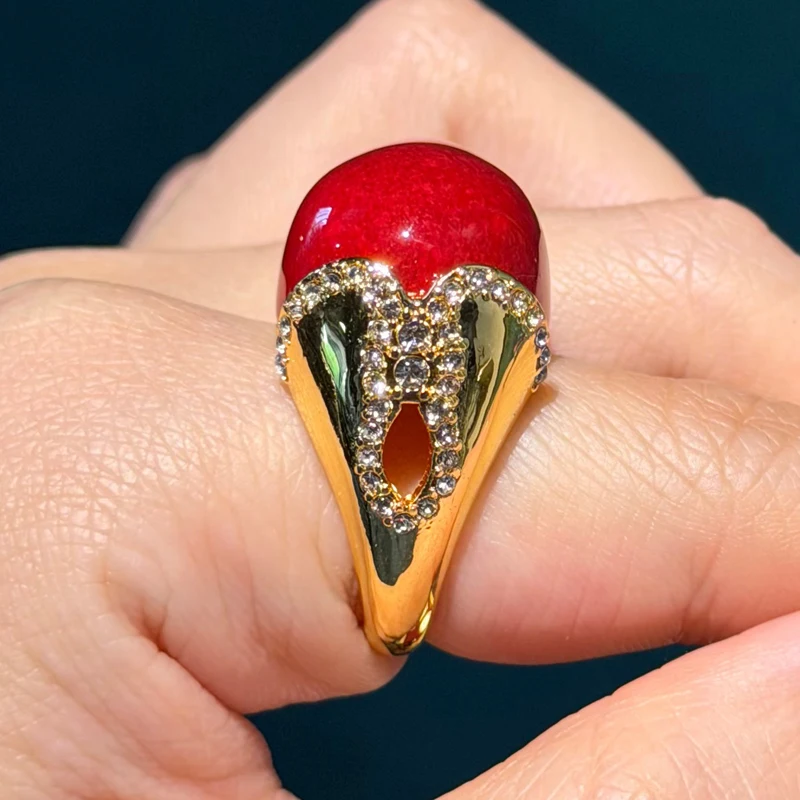 

Vintage Large Red Oval Agate Rings Antique Gold Plated Rhinestone Beads Charm 2026 Lady Jewelry Art Deco Luxury Elegant Wedding