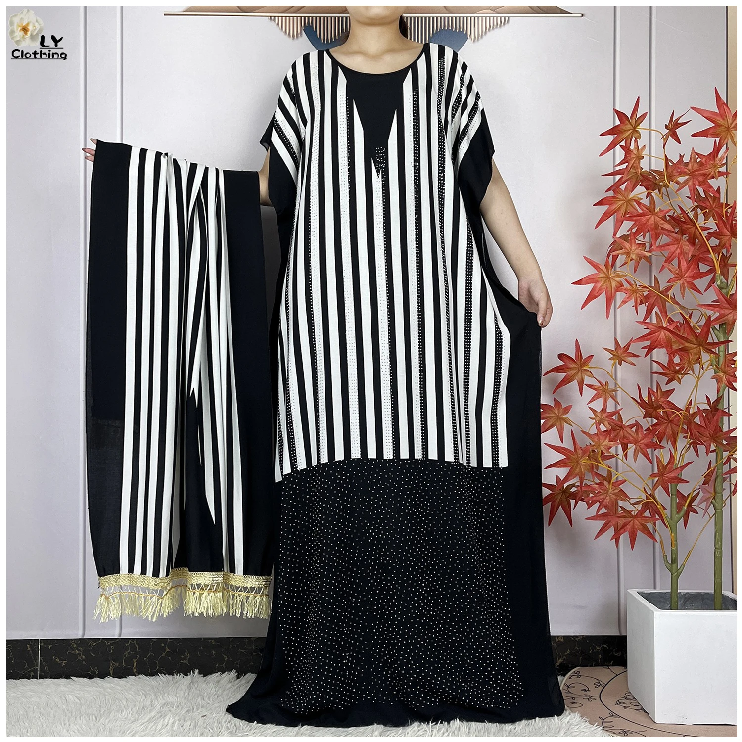 New Dubai Party Summer Short Sleeve Cotton Dresse With Big Scarf Diamonds Stripe Printing Lady Loose Robe African Islam Clothing