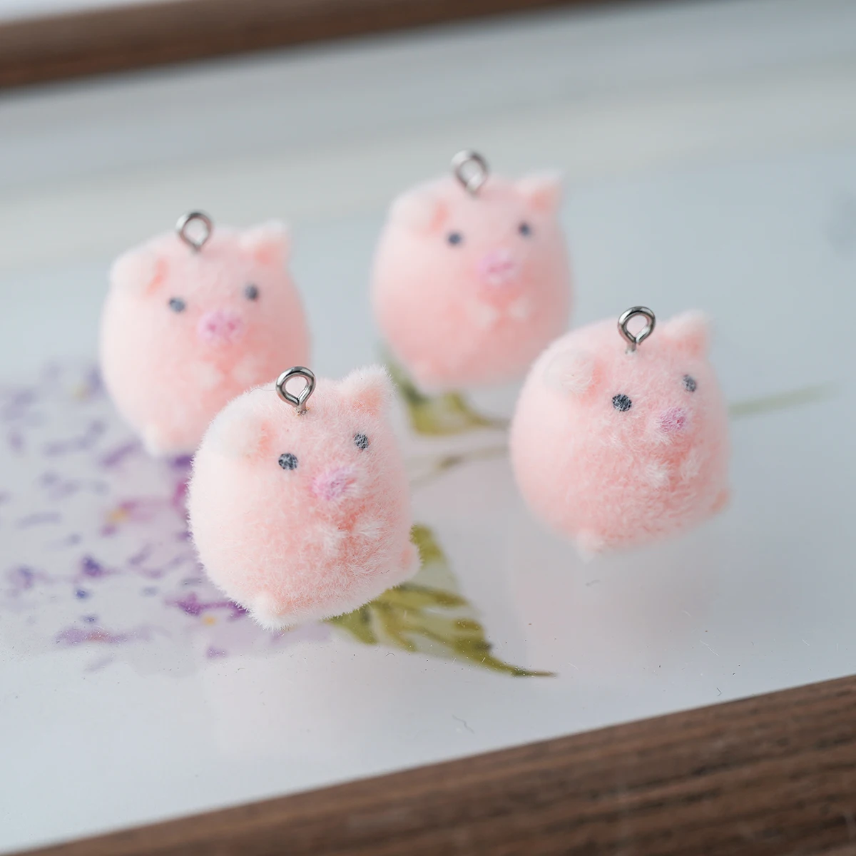 

20pcs Cute Plush resin animals Charms 3D cute piglet pendant For Bracelet Bag Keychain DIY crafts jewelry Accessories