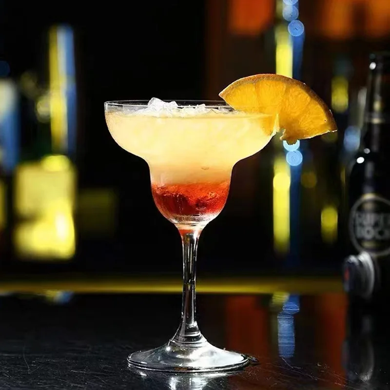 Cocktail glass Triangle glass Martini Creative tall glass bar Classic mixers