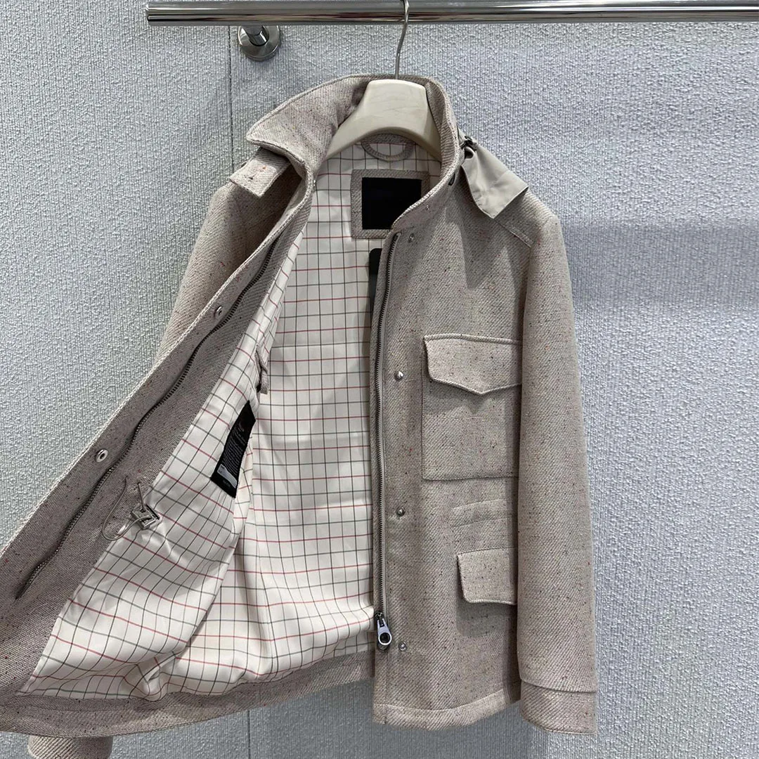 

Новое весеннее винтажное пальто в стиле Old Money, женское пальто с воротником-стойкой, капюшоном, длинным рукавом, большими карманами, тонкая талия, повседневная куртка на молнии