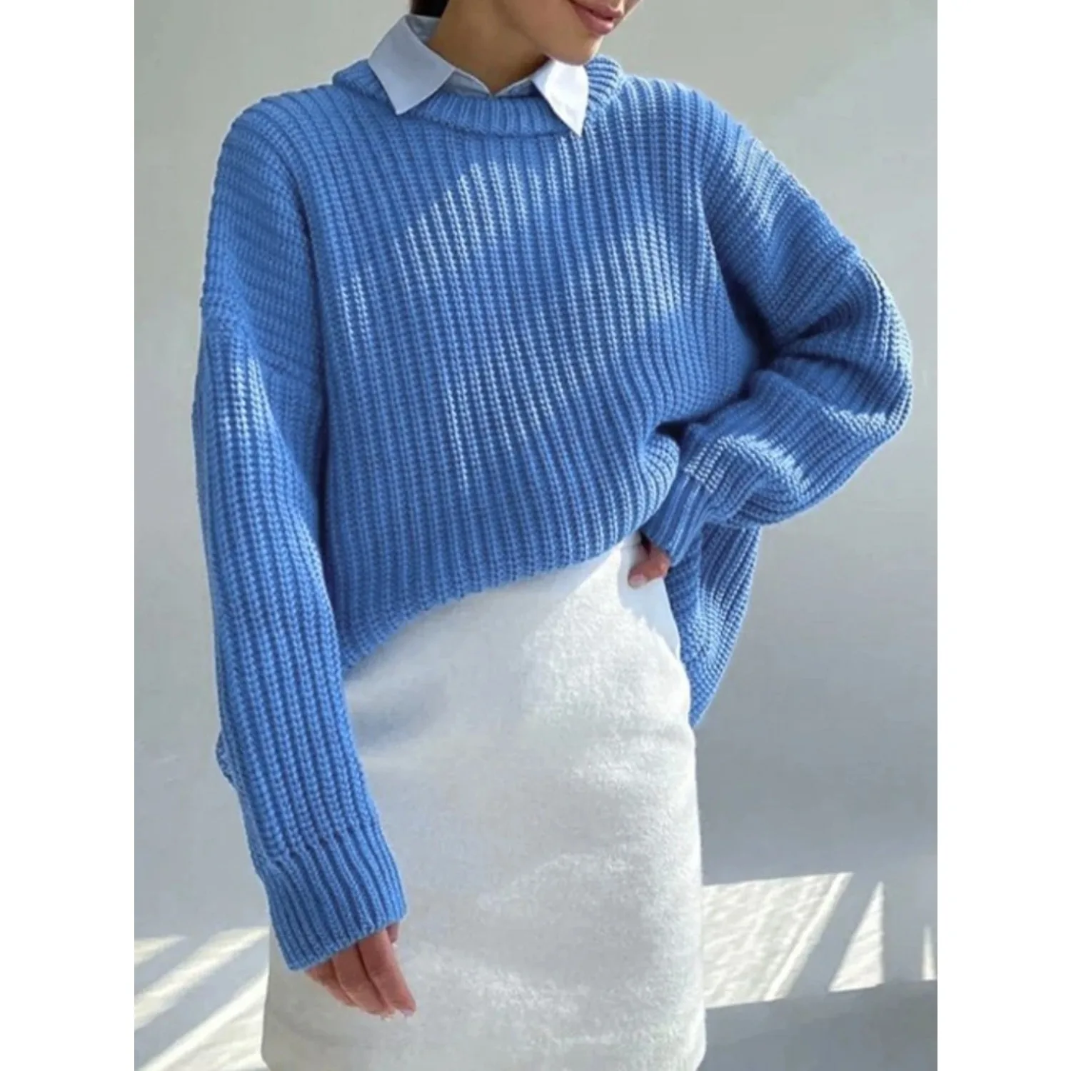 เสื้อสเวตเตอร์ผู้หญิงแขนยาวสีพื้นเรียบง่าย คอทรงกลม ถักนิตติ้ง สีพื้น ทรงหลวม สำหรับฤดูใบไม้ร่วง