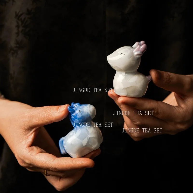 2pcs Blue and White Gradient Ceramic Horse Tea Pet Figurine with Ice Crackle Glaze Cute Animal Statue for Tea Table Decor