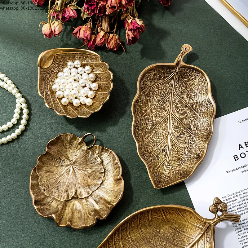 Retro European imported brass candy dried fruit tray entrance key jewelry storage plate villa ornament