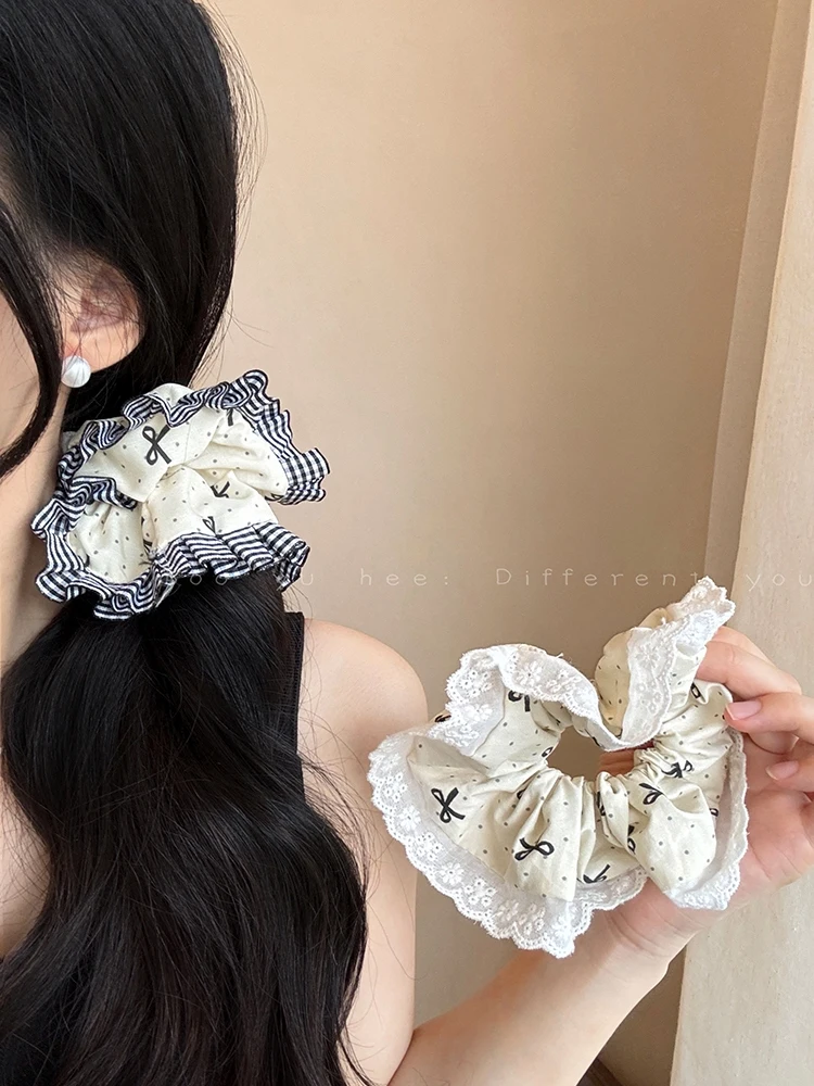 Ballet Bow Lace Scrunchie for Women - Sweet Girly Style Hair Accessory with Elegant Appeal.