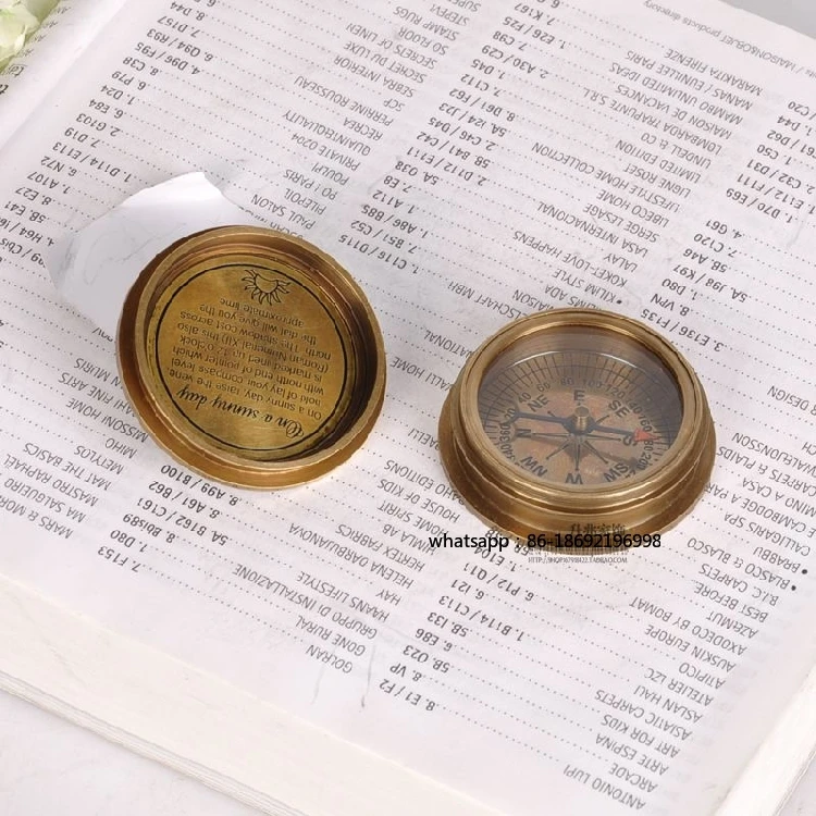 India Imported Brass Retro Nostalgic Pirates of The Caribbean Compass Portable Sundial Compass Ornament Gift Collection